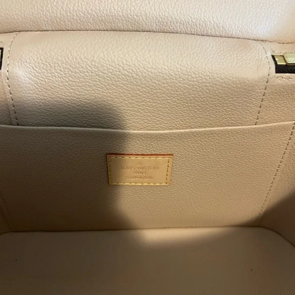 Louis Vuitton Brown Monogram Travel Case - Picture 8 of 10